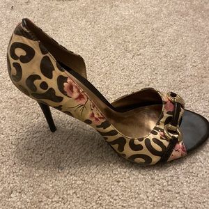 Carlos Santana Roulette Heels
